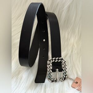 🇨🇦 Brave Leather Collection - Adesina